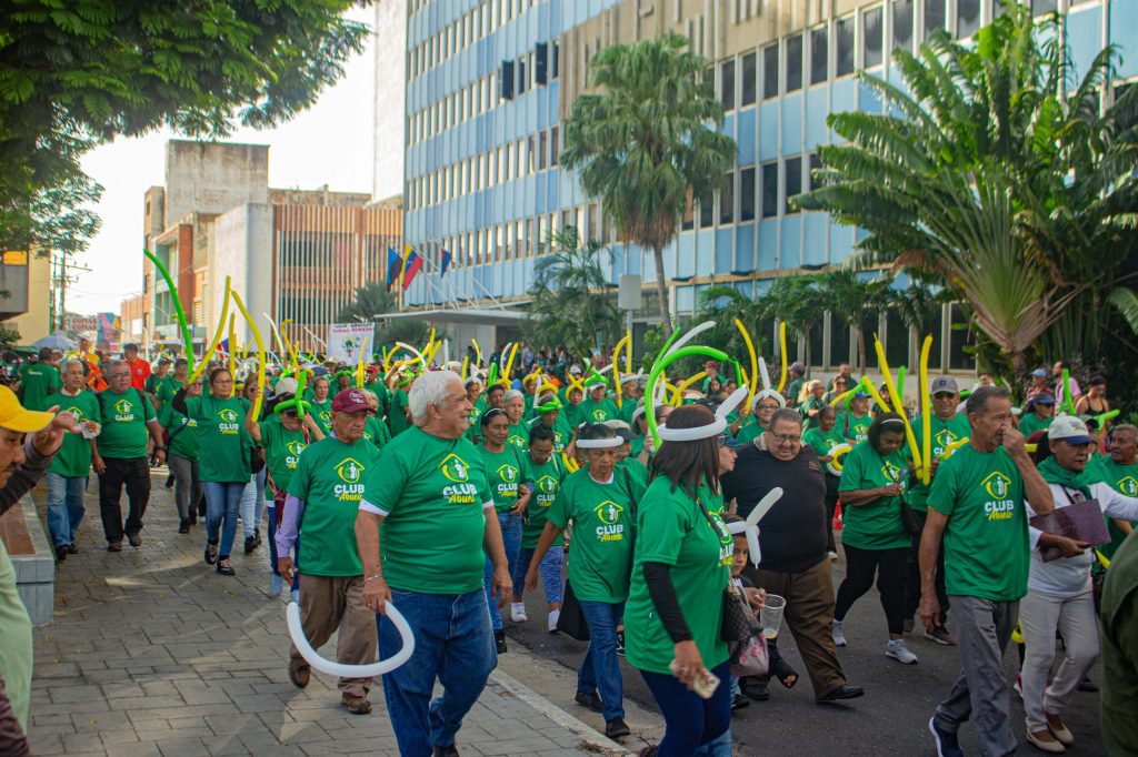 ¡Fiesta de Sabiduría y Alegría! Más de mil adultos mayores inundaron las calles de Maracaibo en colorida caminata 12 Noticias Maracaibo