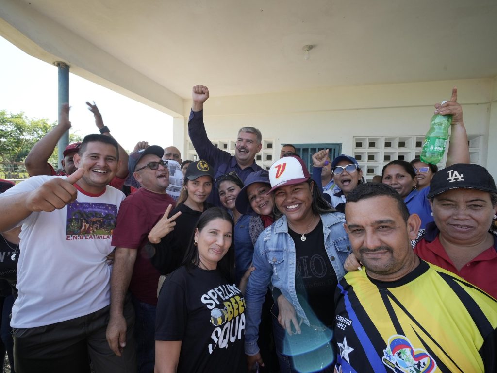 Gobernador Luis Caldera inunda de esperanza la Costa Oriental: ambulancia y plan de aguas llegan a Baralt 🚑 10 Noticias Maracaibo