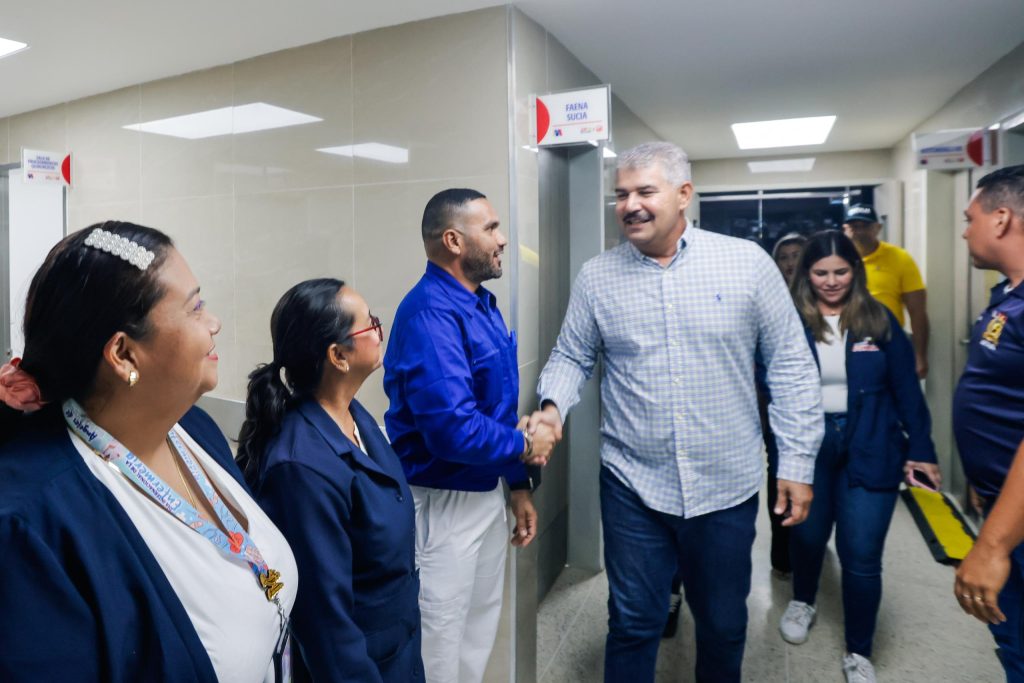Pa' que lo sepa todo Maracaibo! 🚑💙 Inauguran unidad de diálisis con 24 máquinas nuevas en el Noriega Trigo 10 Noticias Maracaibo