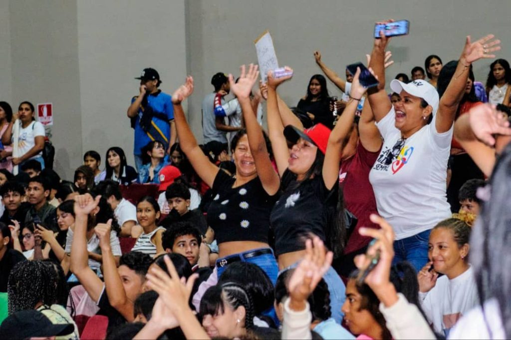 La rebelión creativa: Di Martino apuesta por una Maracaibo diseñada por sus jóvenes 🎭🚀" 10 Noticias Maracaibo