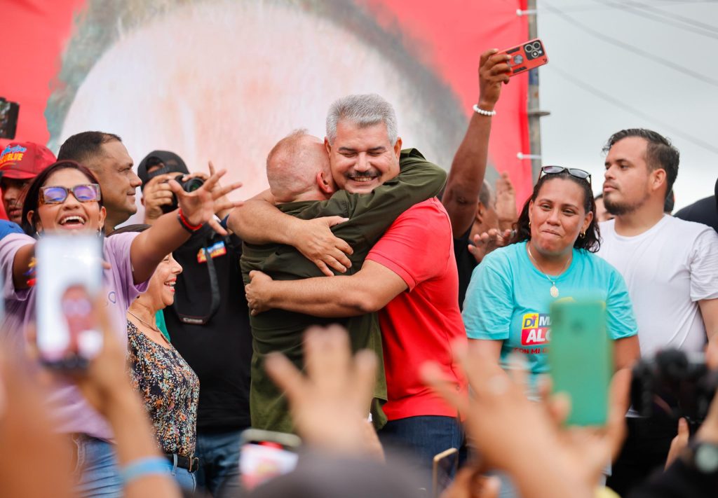 Gobernador Luis Caldera y candidatos del GPPSB unen fuerzas para transformar los 21 municipios del Zulia" 8 Noticias Maracaibo