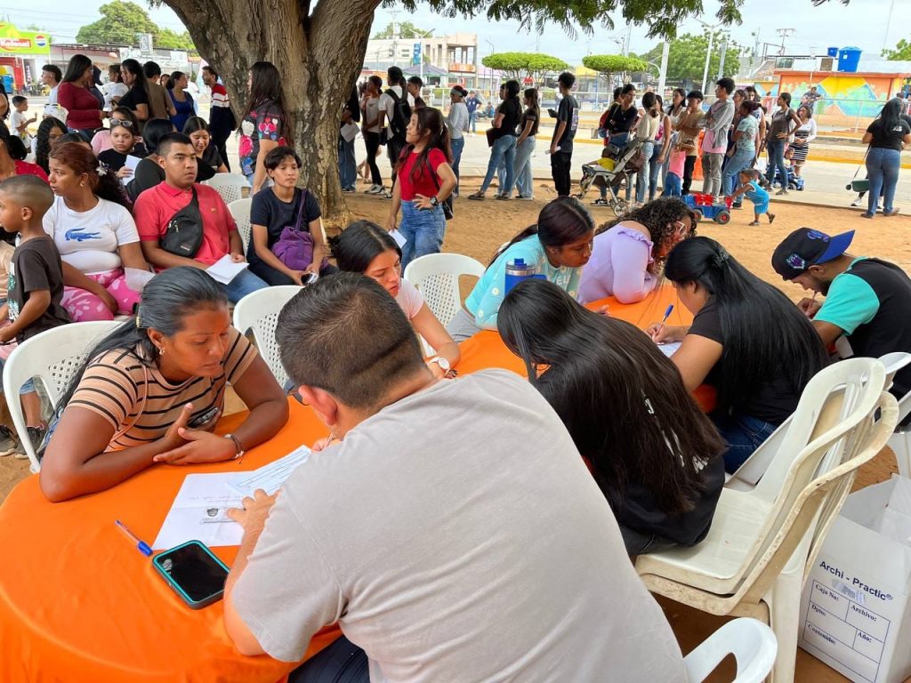 JÓVENES DE SAN FRANCISCO ELEVAN SU POTENCIAL CON PROGRAMA MUNICIPAL DE CAPACITACIÓN MASIVA 15 Noticias Maracaibo